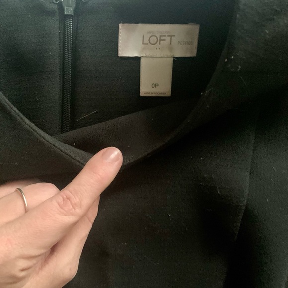 LOFT BLACK WITH WHITE POCKETS DRESS - Picture 3 of 4